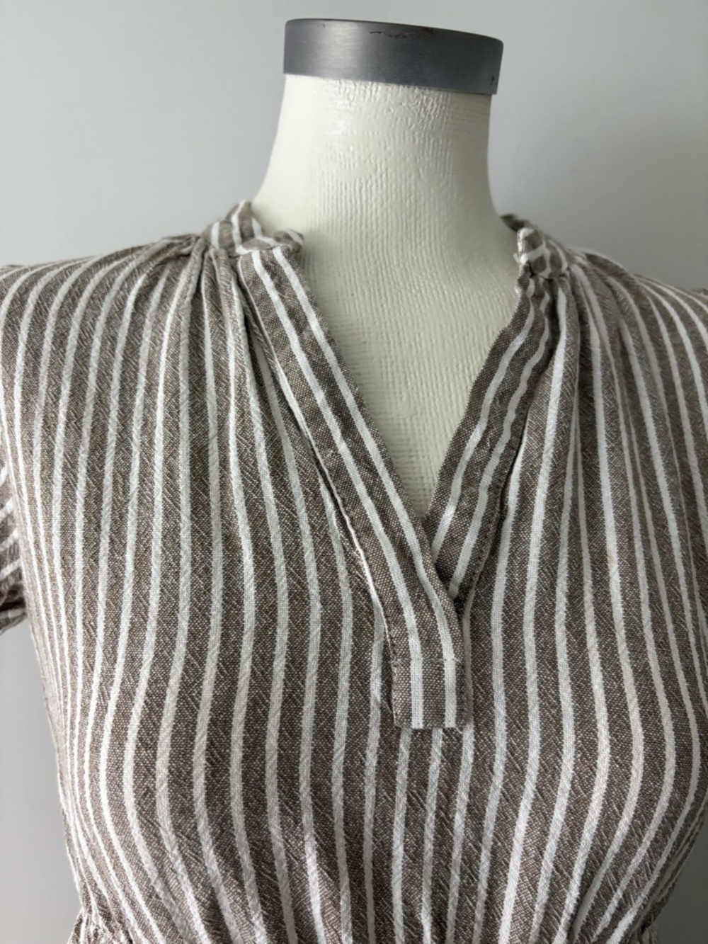 Cynthia Rowley Beige and White Striped Tiered Midi Dress - Picture 4 of 7